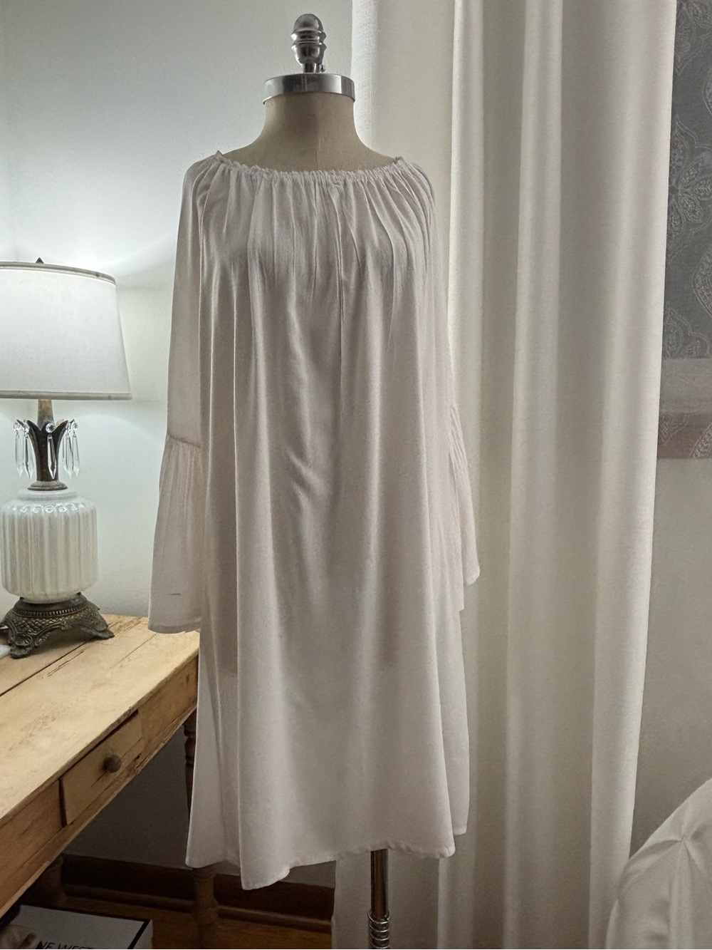 Riviera Sun White Peasant-Style Dress with Bell Sleeves, 1X, GUC